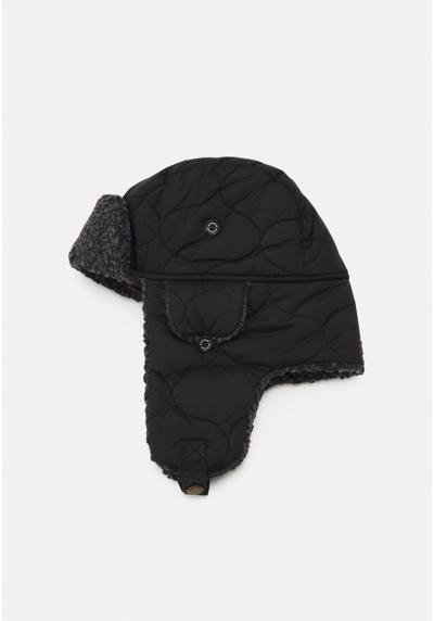 Шапка SANDBAY QUILTED TRAPPER UNISEX