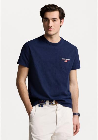 Футболка CLASSIC FIT POLO SPORT POCKET T-SHIRT UNISEX